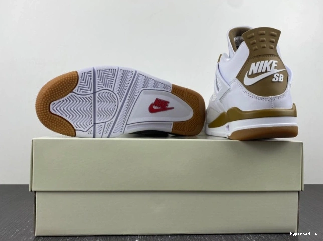 Jordan Air Nike DR5415-120 SB 4 x 0629